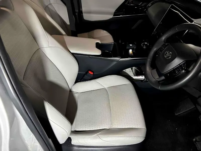 2022 Toyota BZ4X Z 4WD (71kWh) — photo 7