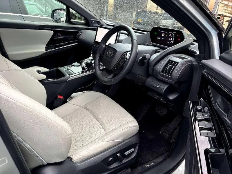 2022 Toyota BZ4X Z 4WD (71kWh) — photo 5