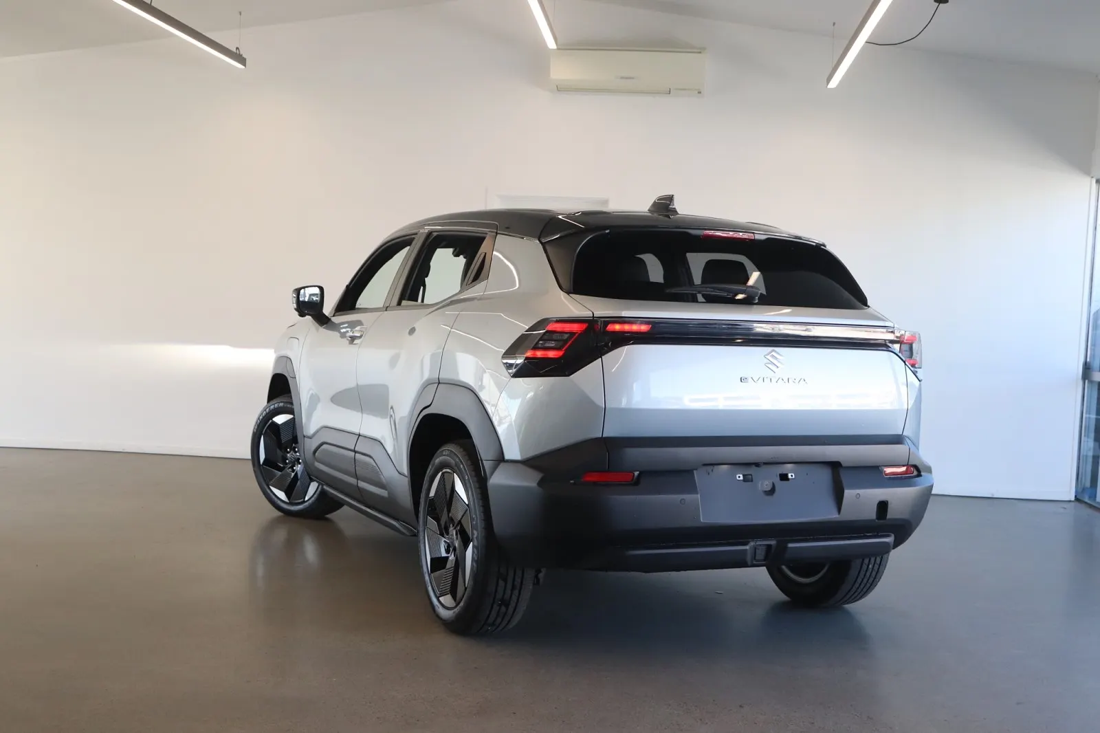 2026 Suzuki e VITARA 61Kwh 2WD, photo 4