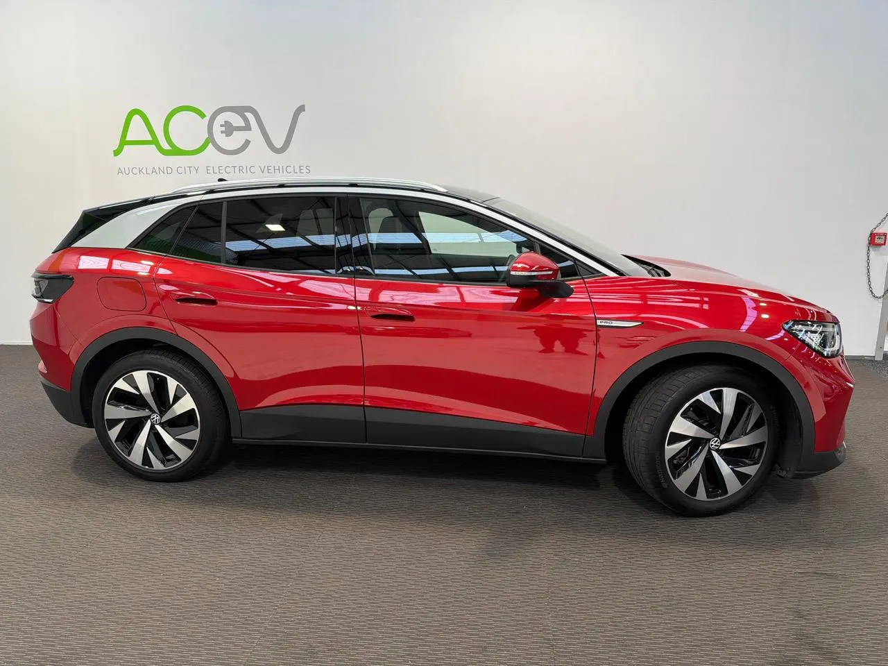 2023 Volkswagen ID.4 PRO Launch Edition (82kWh) — photo 3