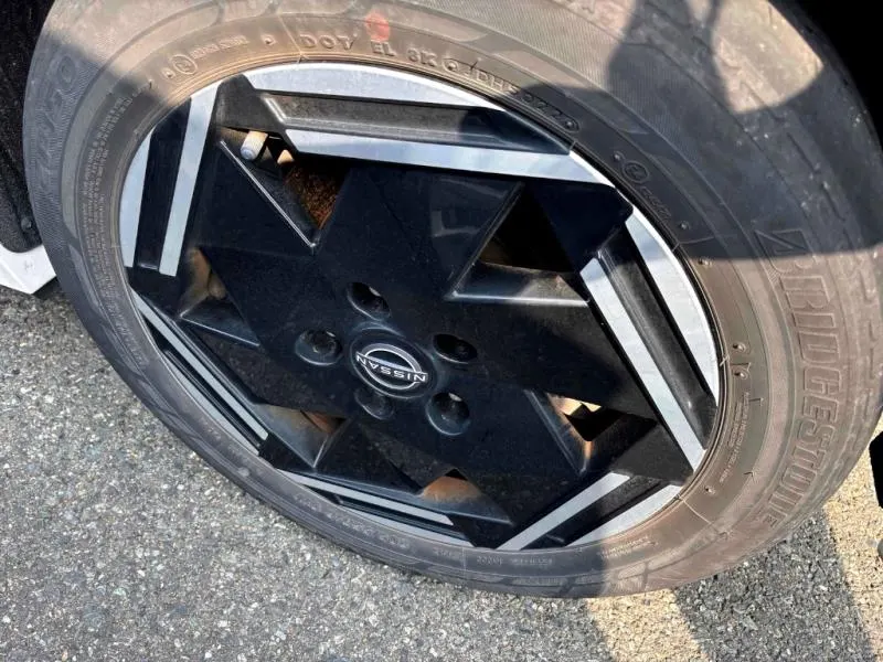 2023 Nissan Leaf e+ X (62kWh) — photo 13
