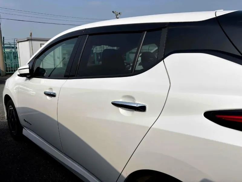 2023 Nissan Leaf e+ X (62kWh) — photo 11