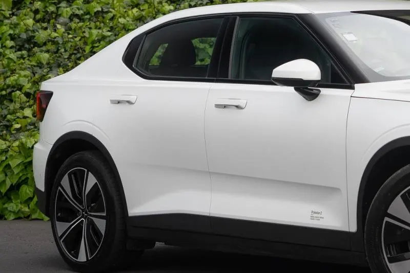 2023 Polestar 2 LRSM (78kWh) — photo 6