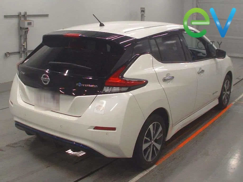 2020 Nissan Leaf X E+ (62kWh), photo 2