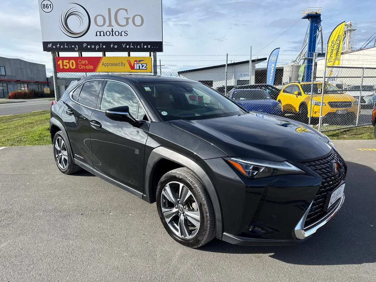 2021 Lexus UX 300e Ver. C EV Heated Leather 360camera, photo 2