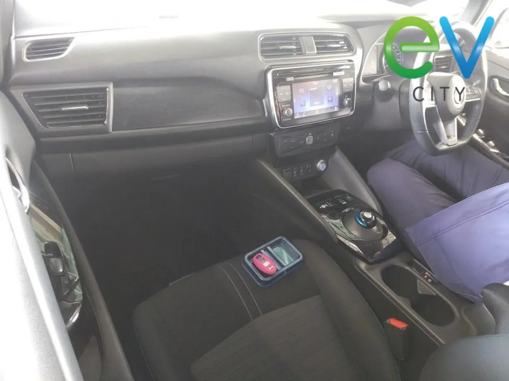 2017 Nissan Leaf G (40kWh) Pro Pilot, 360 Camera — photo 6