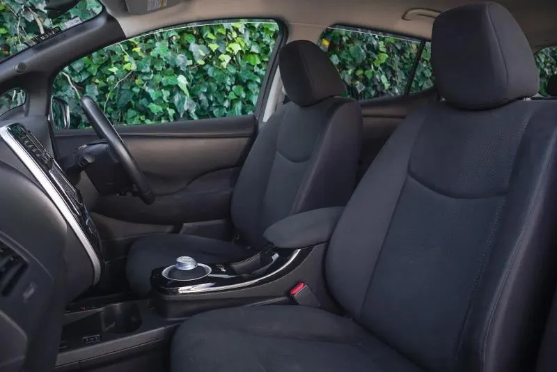 2018 Nissan Leaf 30X (30kWh), photo 13