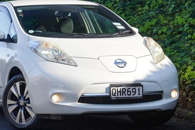 2018 Nissan Leaf 30X (30kWh), photo 2