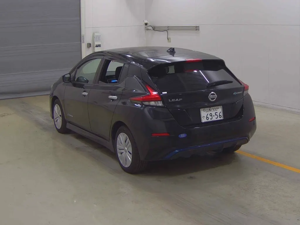 2020 Nissan Leaf 40S (40kWh) — photo 3