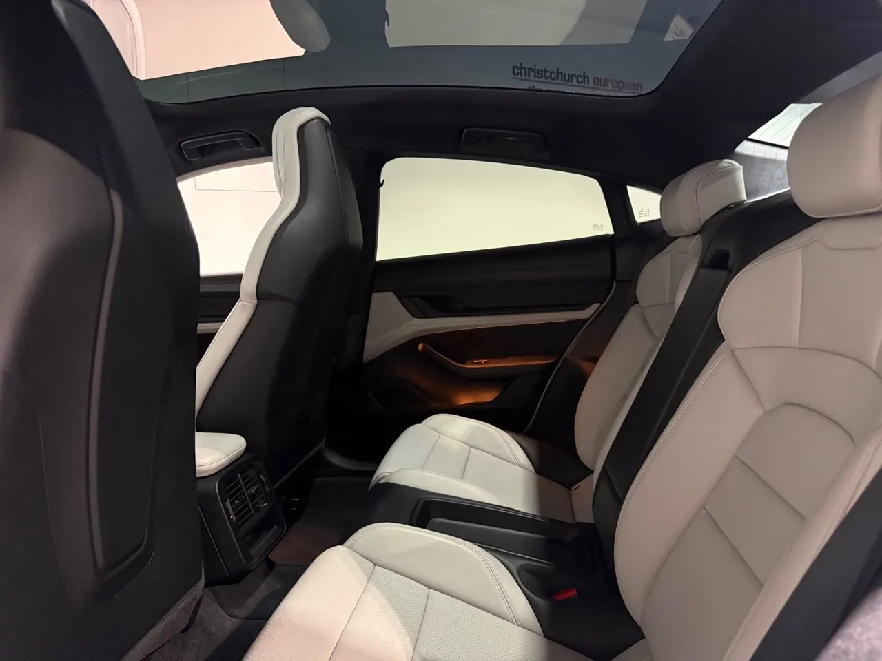 2021 Porsche Taycan Turbo Look — photo 8