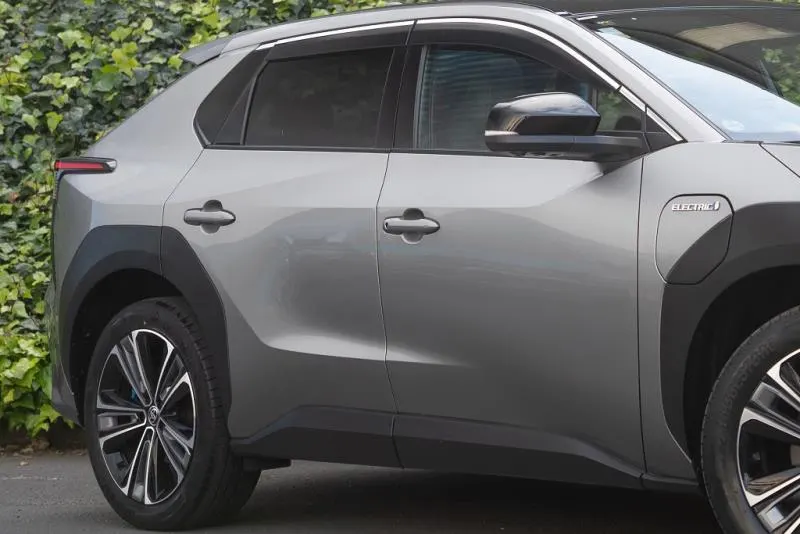 2023 Toyota BZ4X Z 4WD (71kWh) — photo 7