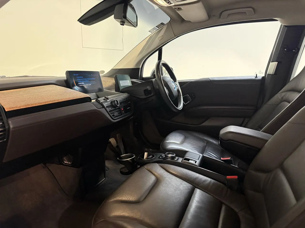 2015 BMW i3 Full-Electric — photo 8