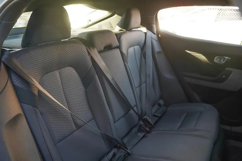 2022 Polestar 2 SRSM 69kWh — photo 11