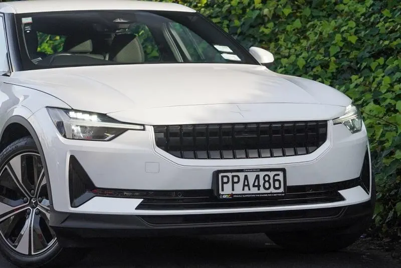 2022 Polestar 2 SRSM 69kWh — photo 2