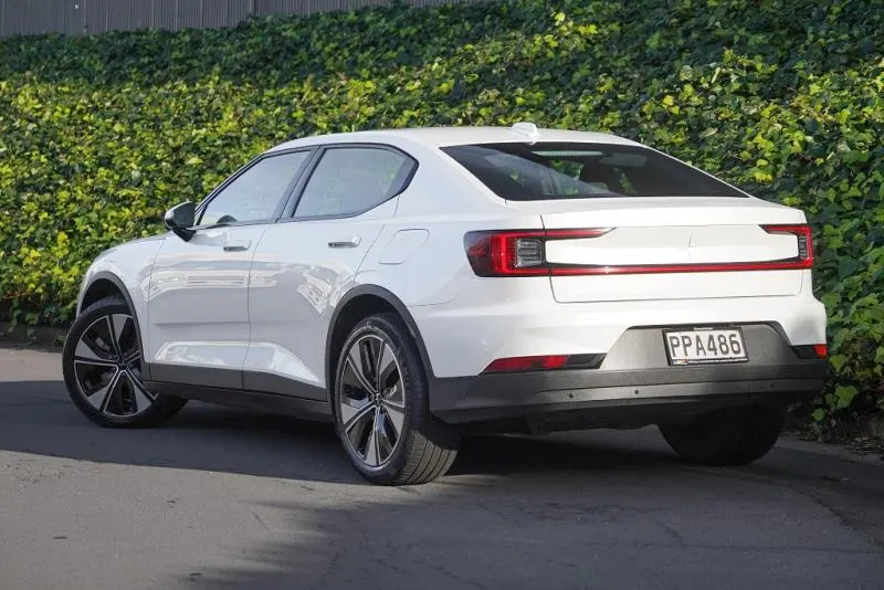 2022 Polestar 2 SRSM 69kWh — photo 6