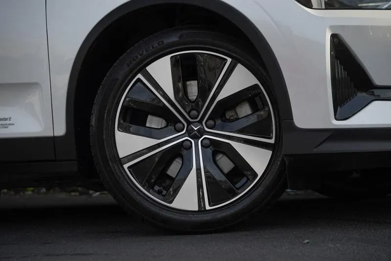 2022 Polestar 2 SRSM 69kWh — photo 7