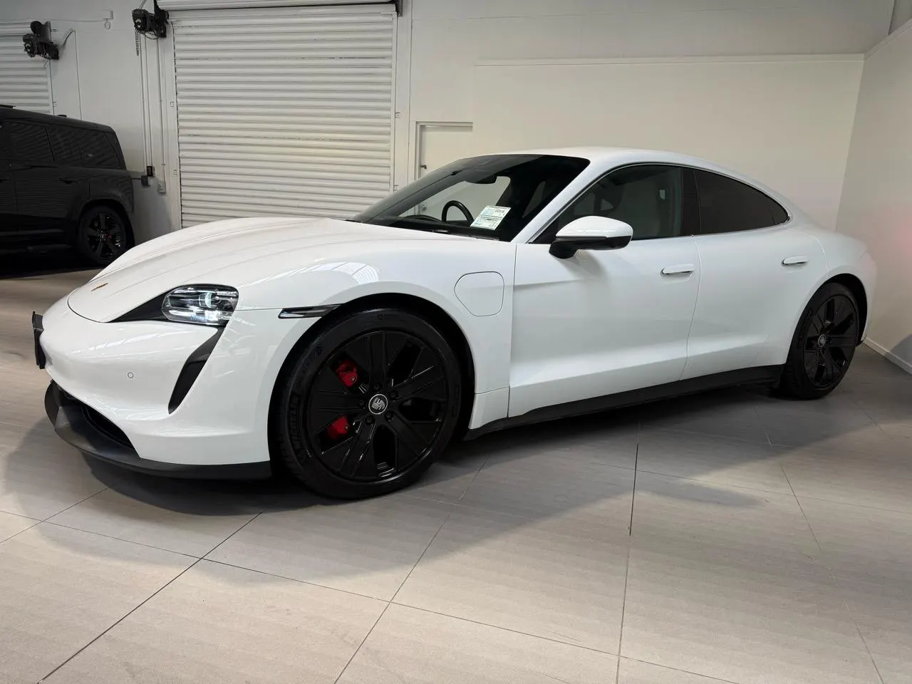 2021 Porsche Taycan 4S — photo 3