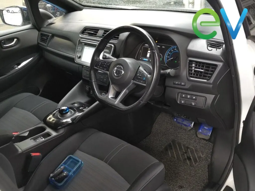 2019 Nissan Leaf e+ X (62kWh) — photo 5
