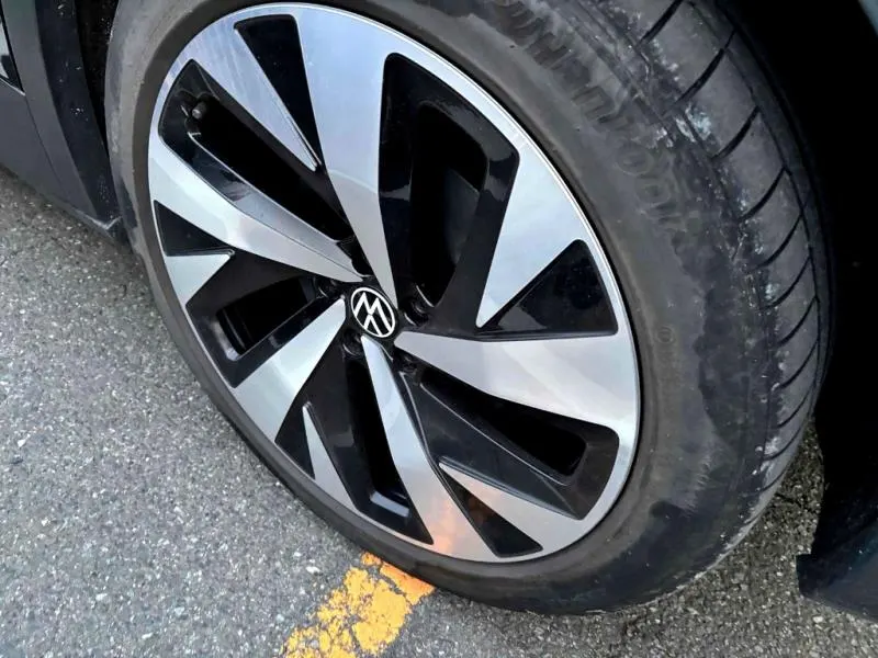 2023 Volkswagen ID.4 Pro (82kWh) — photo 8