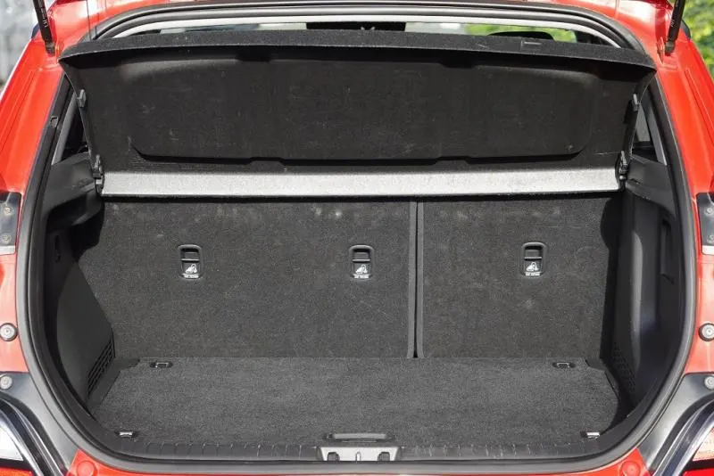 2021 Hyundai Kona EV (64kWh) — photo 13