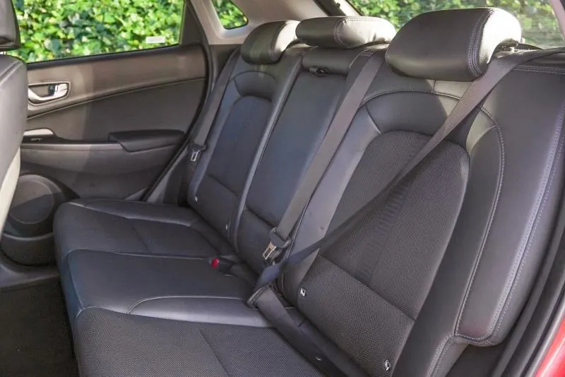 2021 Hyundai Kona EV (64kWh) — photo 12