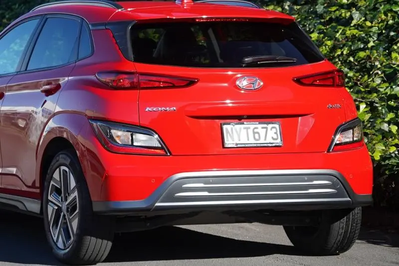 2021 Hyundai Kona EV (64kWh) — photo 3