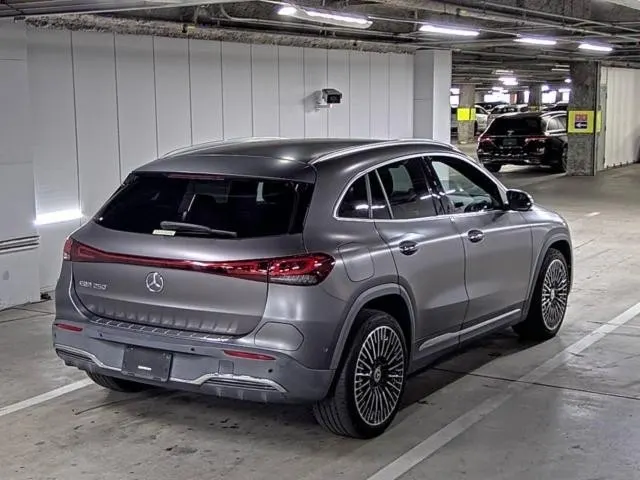 2021 Mercedes-Benz EQA 250 AMG Line Night Edition — photo 4