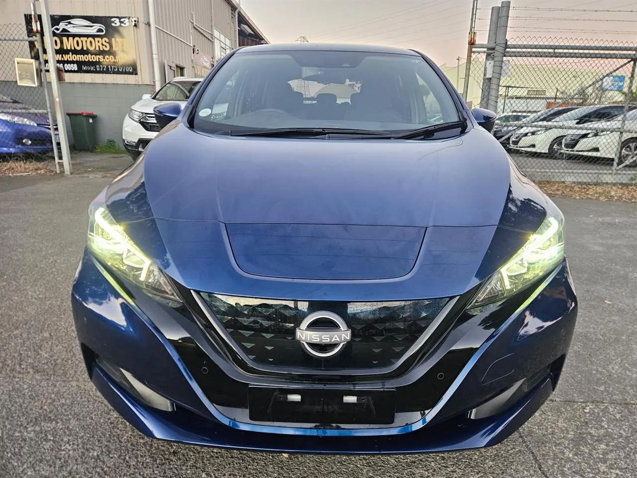 2022 Nissan Leaf 40X (40kWh) — photo 2