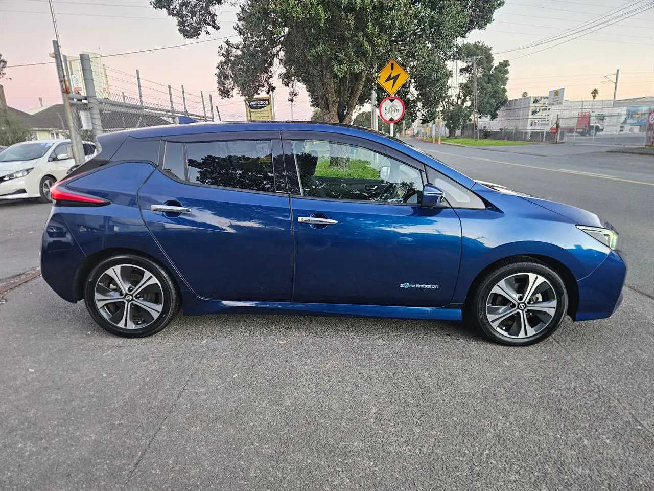 2022 Nissan Leaf 40X (40kWh) — photo 8