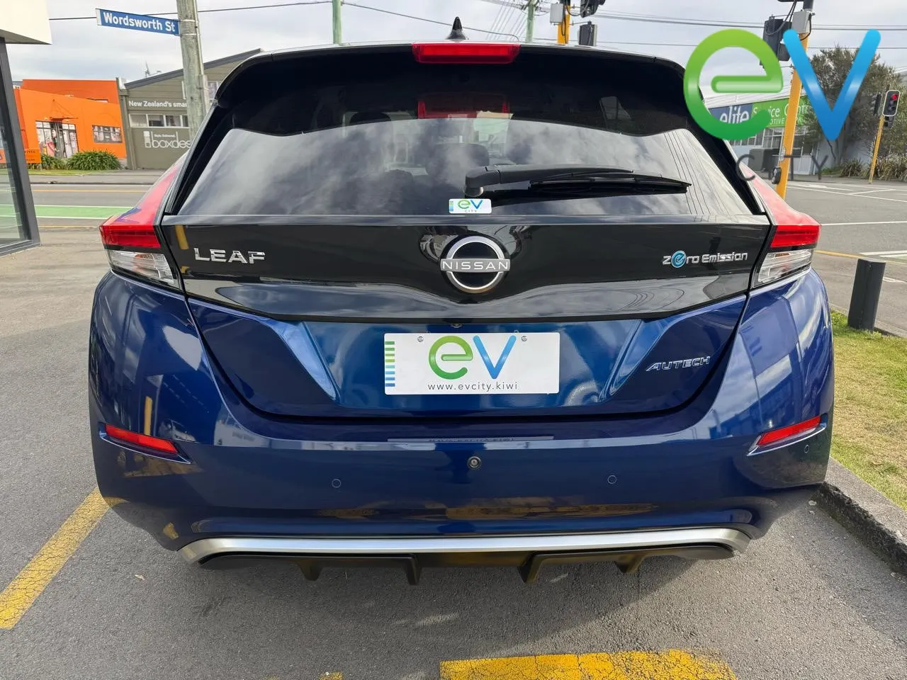 2022 Nissan LEAF E+62kWh AUTECH — photo 4