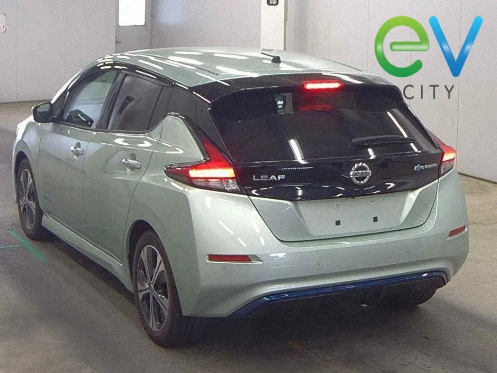 2017 Nissan Leaf G (40kWh) Pro Pilot, 360 Camera — photo 3