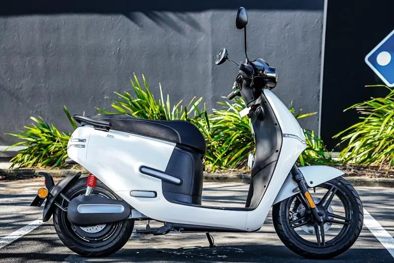 2026 Horwin EK1 Electric Moped — photo 3