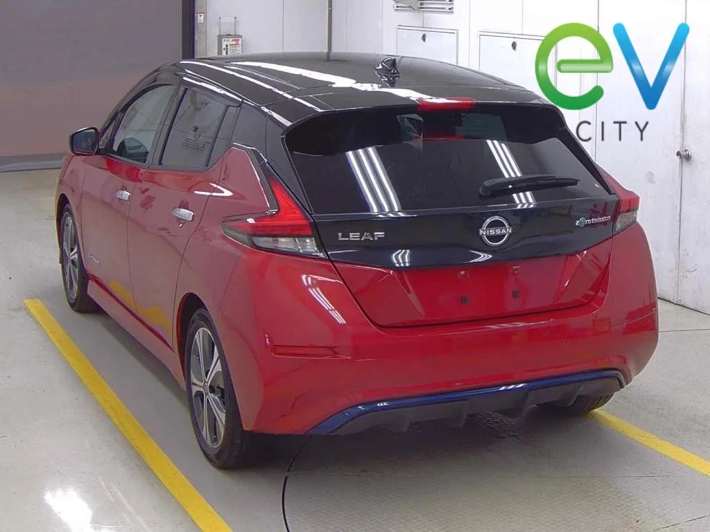 2021 Nissan LEAF X 40kWh With Pro Pilot, 360 Camera, photo 2