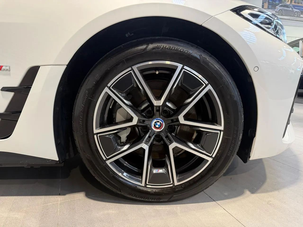 2023 BMW i4 M40 Motorsport e-Drive — photo 6