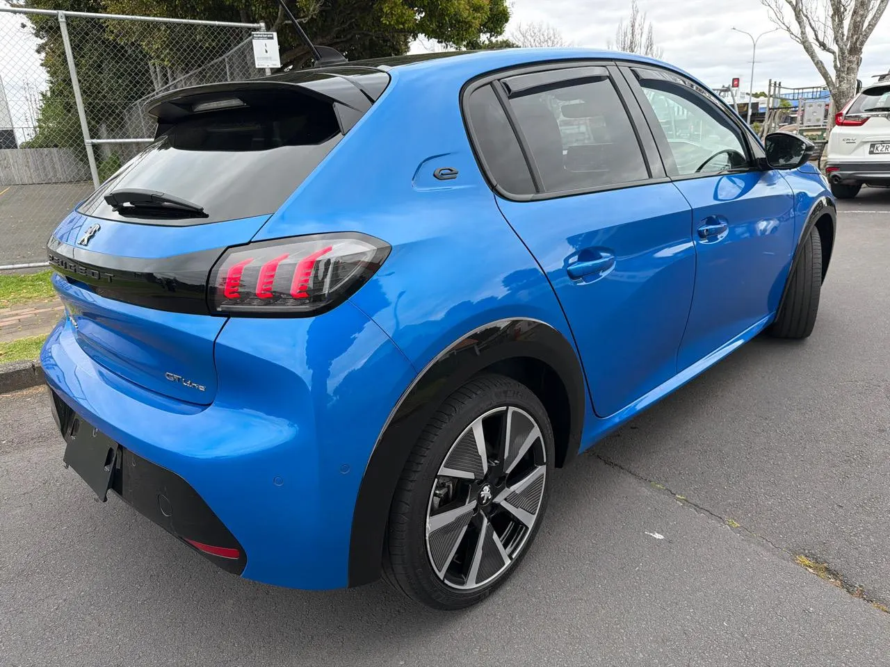 2021 Peugeot e-208 GT-Line (50kWh) — photo 4