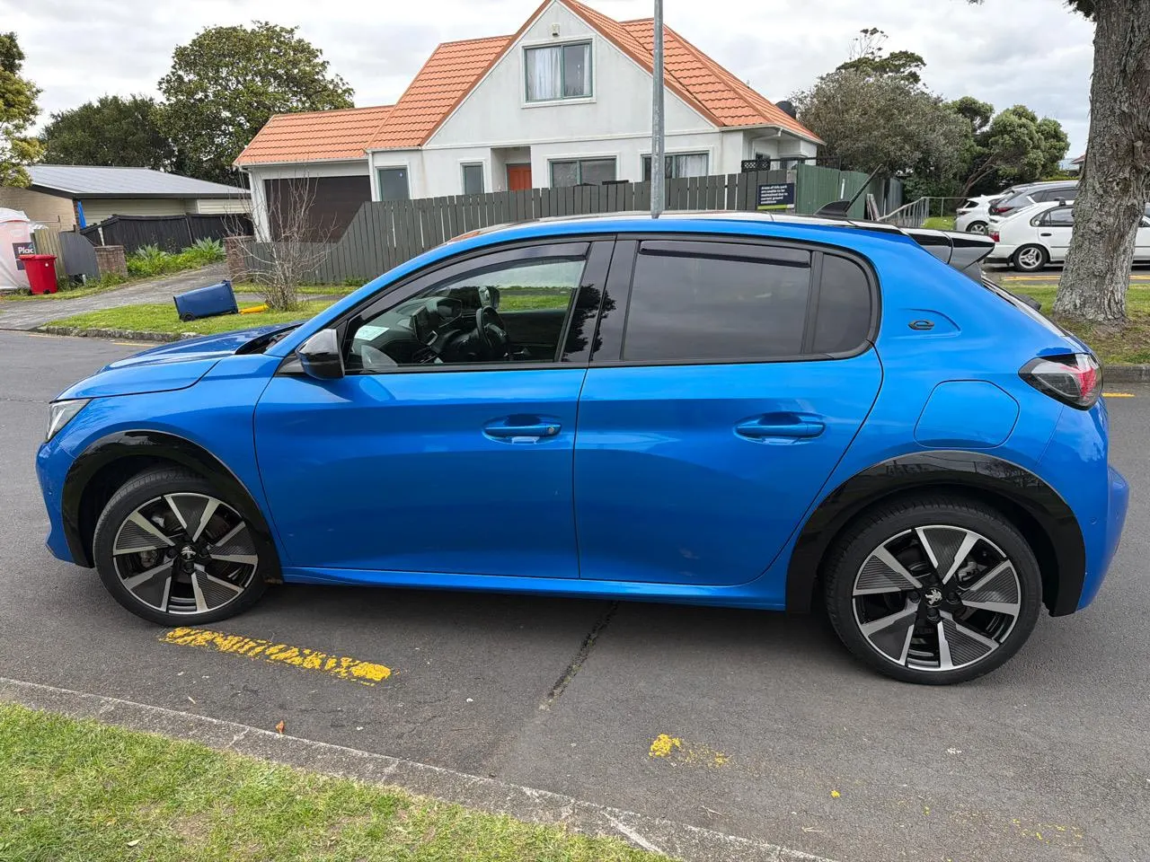 2021 Peugeot e-208 GT-Line (50kWh) — photo 7