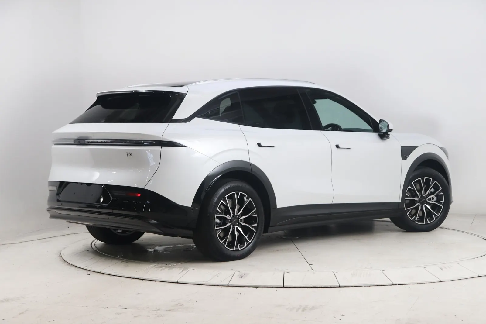 2026 Zeekr 7X LR RWD, photo 2