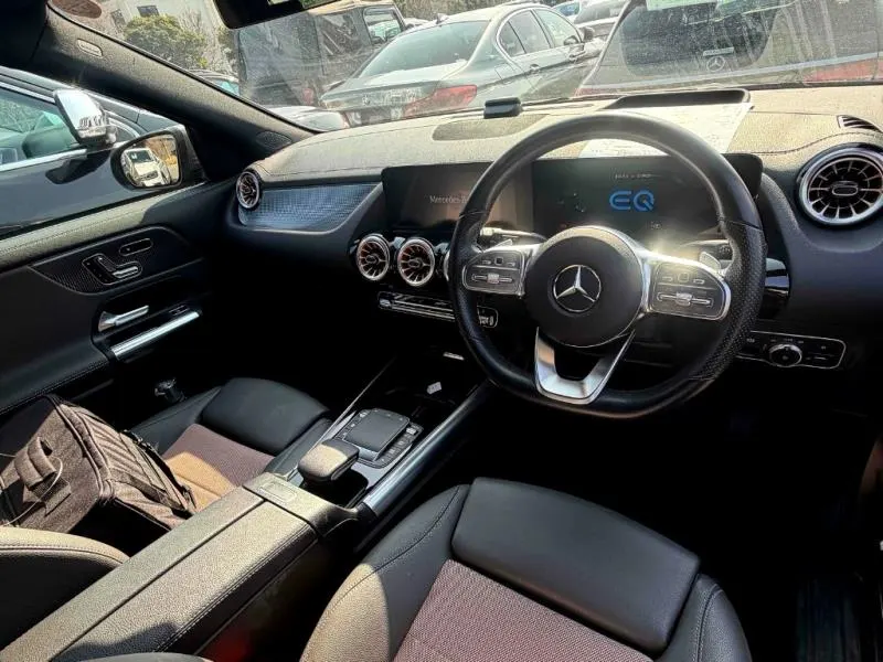 2022 Mercedes Benz EQA 250 (66kWh) — photo 4