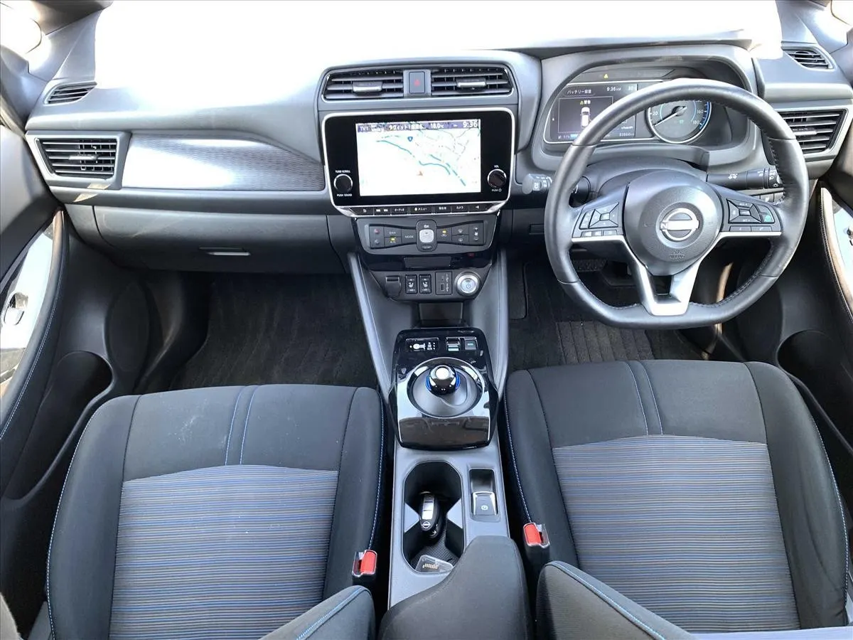 2021 Nissan Leaf X V Selection (40kWh) — photo 7