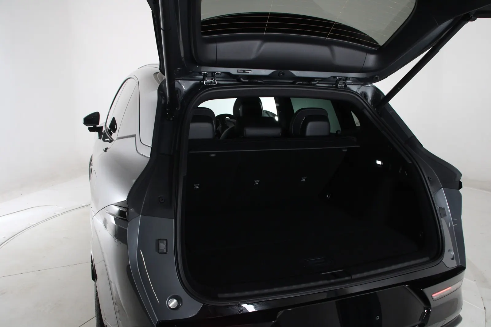 2026 Zeekr 7X AWD Performance, photo 5