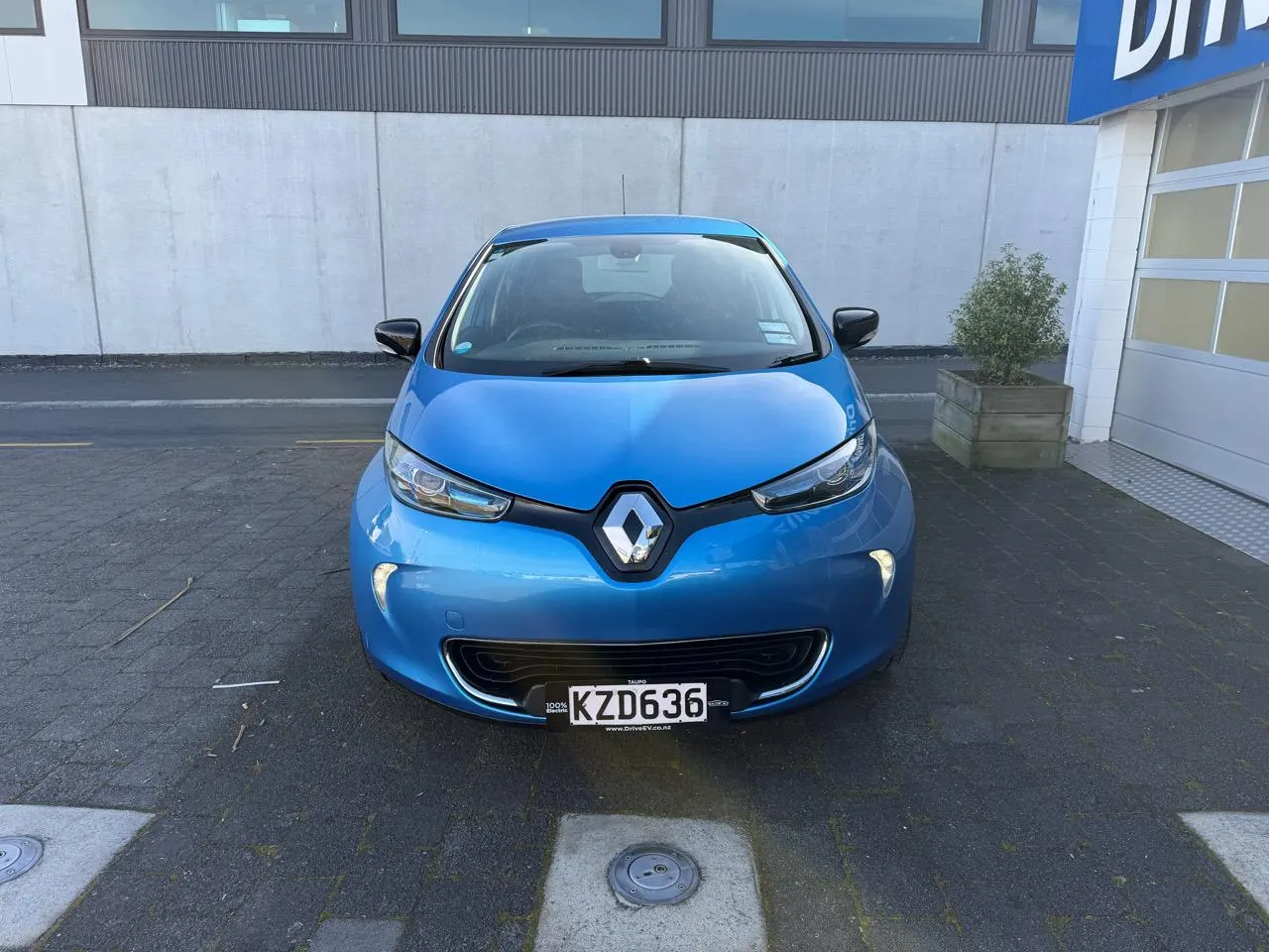 2017 Renault Zoe Dynamique NAV ZE40 (41kWh) — photo 3