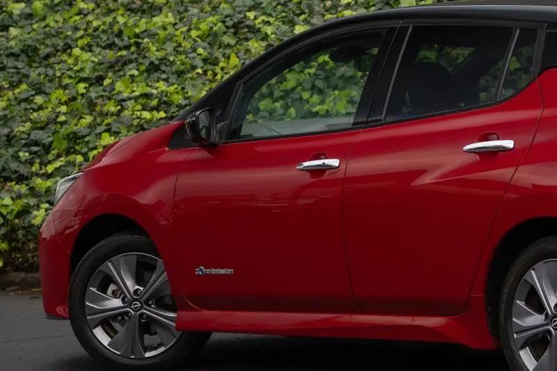 2021 Nissan Leaf e+ Urban Chrome X (62kWh) — photo 8