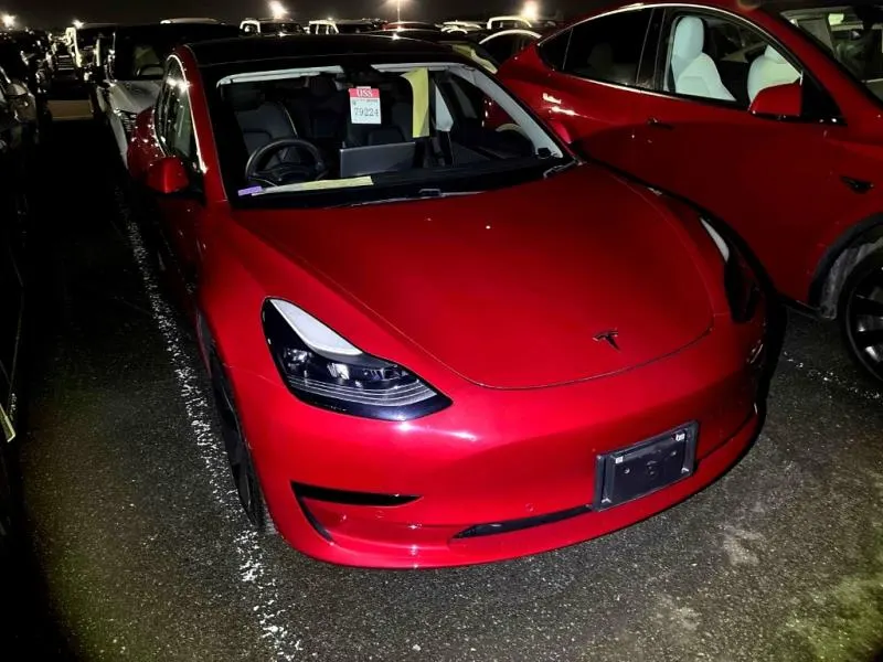 2021 Tesla Model 3 SR+ (55kWh) — photo 2