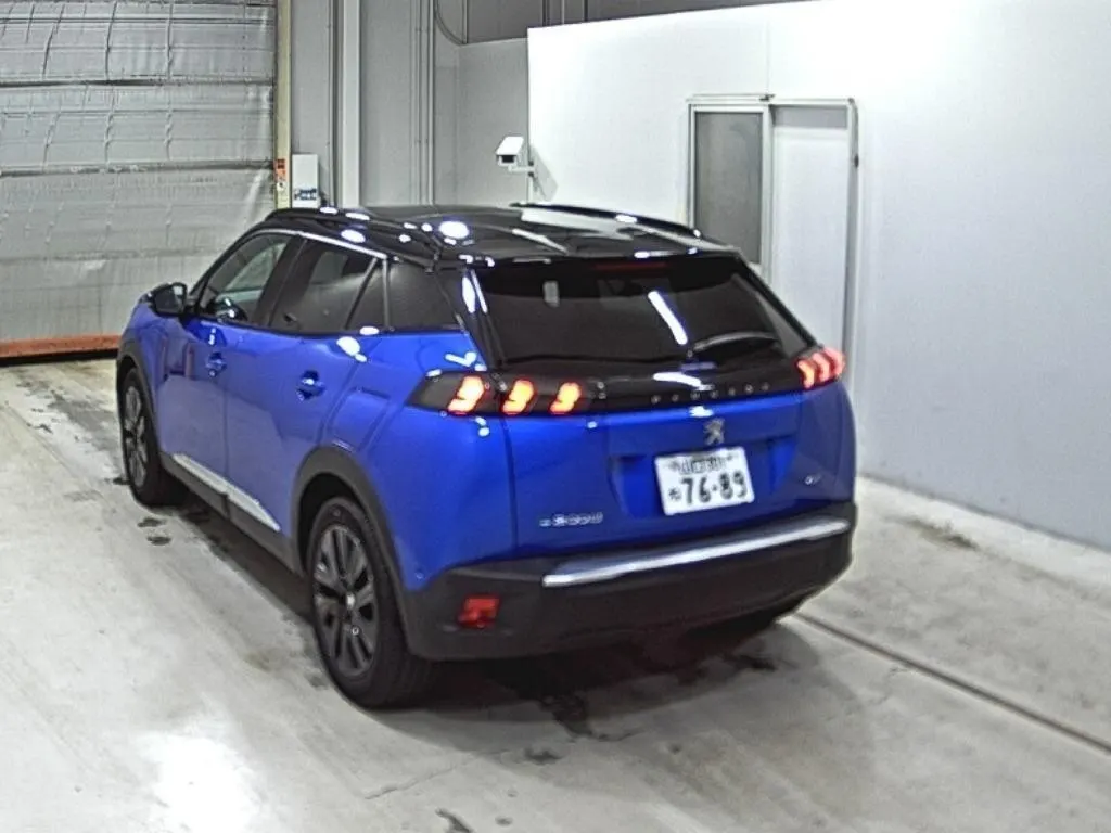 2024 Peugeot e-2008 GT Line Electric (50kWh) — photo 4
