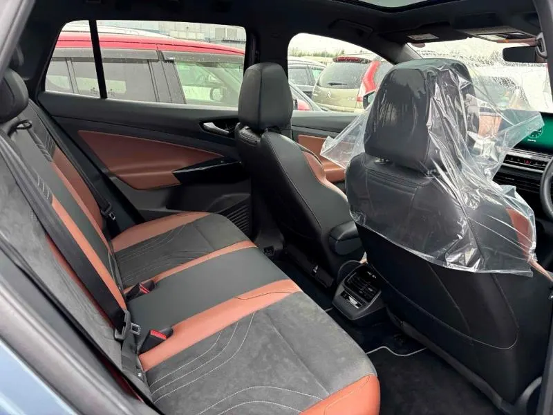 2023 Volkswagen ID.4 Pro (82kWh) — photo 7