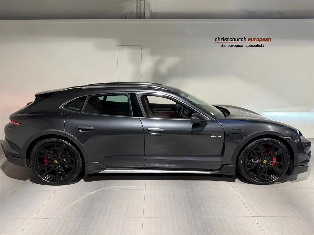 2021 Porsche Taycan 4S Sport Turismo Wagon (93kWh) — photo 4