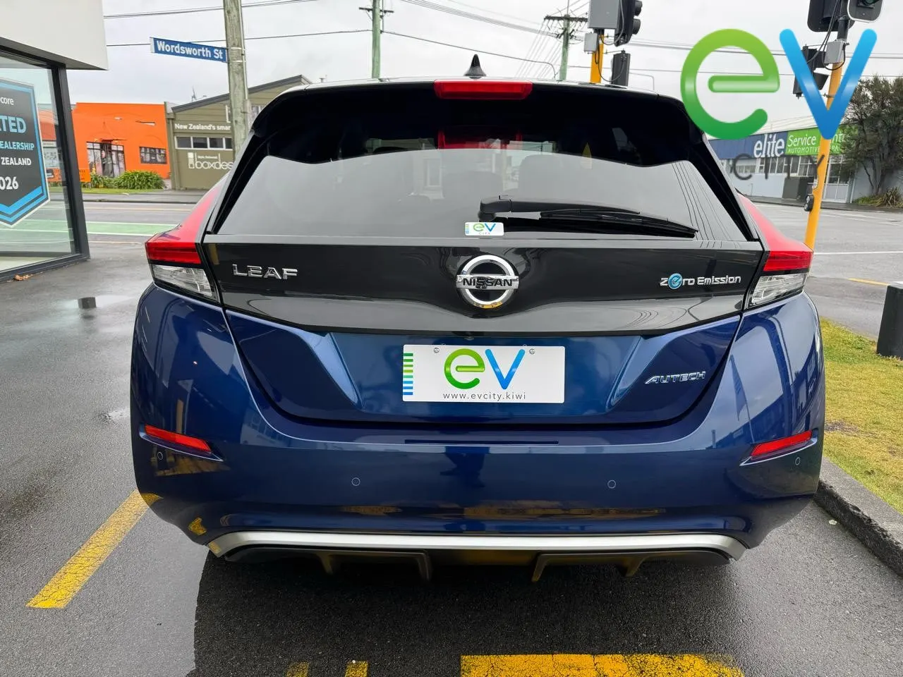 2021 Nissan Leaf X 40kWh Autech — photo 4