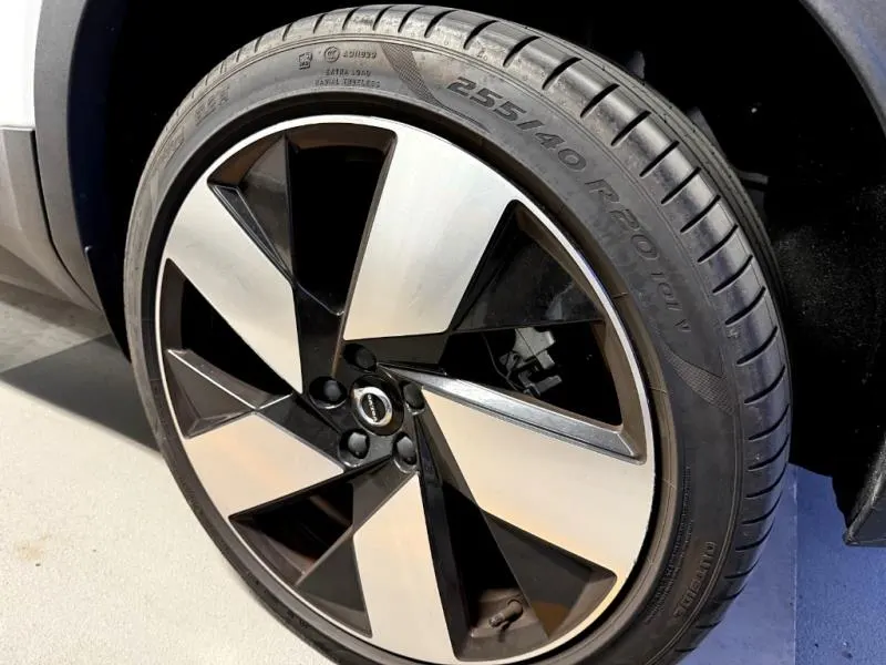 2022 Volvo C40 Recharge Ultimate Twin AWD (78kWh), photo 12