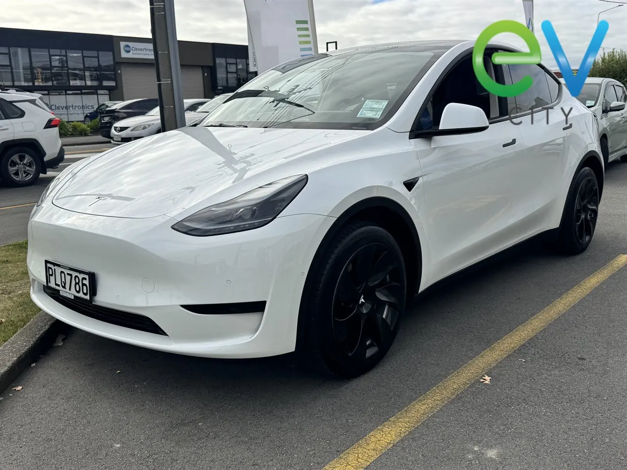 2022 Tesla Model Y Rear Wheel Drive (60kWh), photo 8