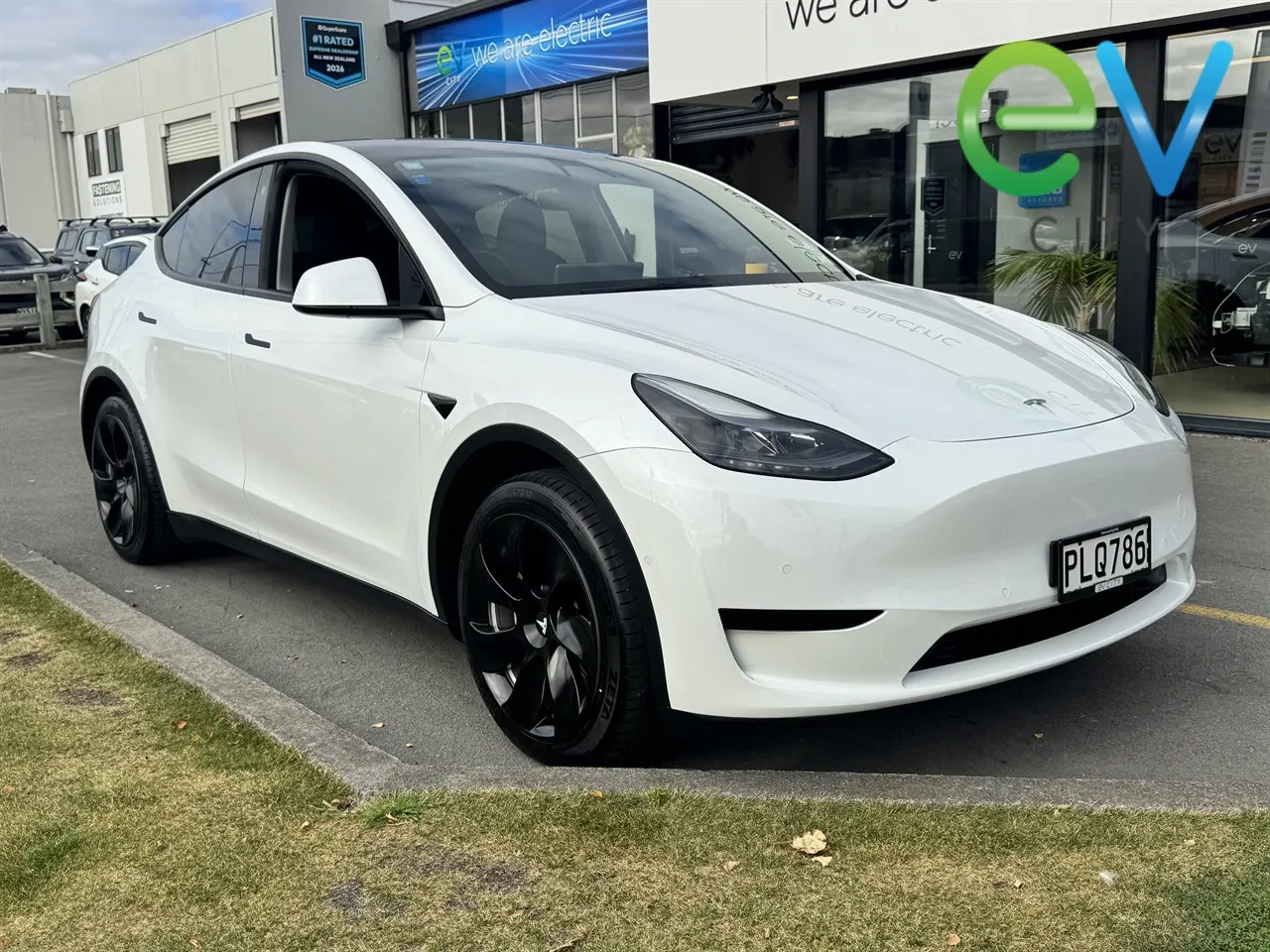 2022 Tesla Model Y Rear Wheel Drive (60kWh), photo 2